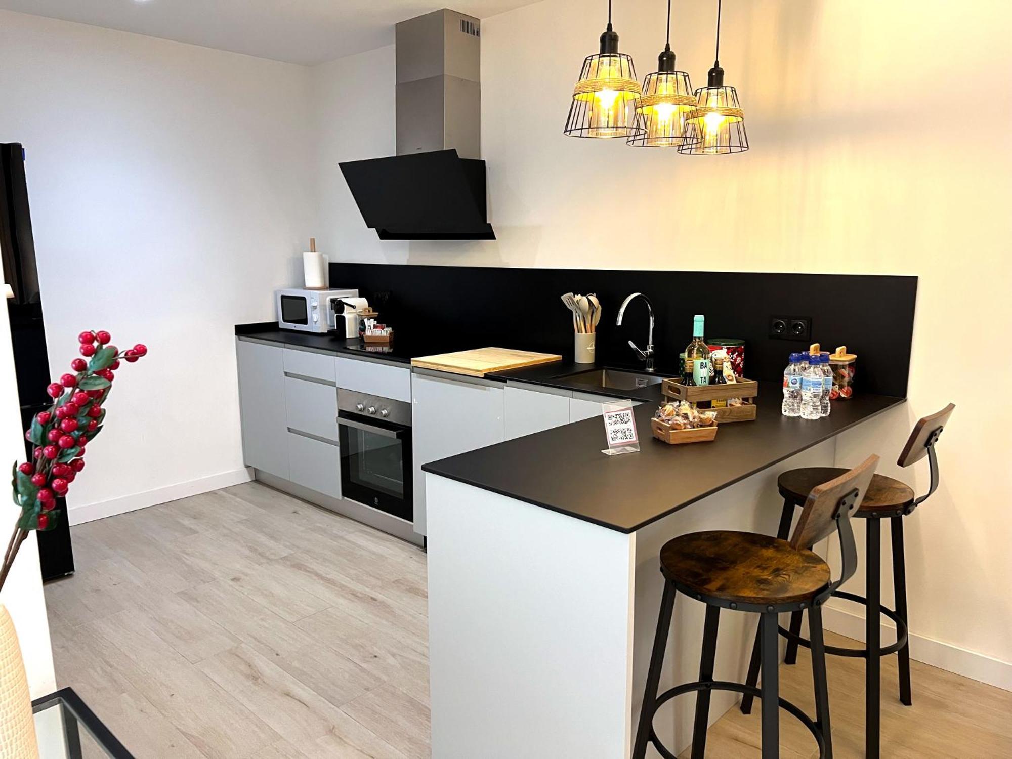 Duplex Moderno Y Acogedor Junto A Atocha Apartman Madrid Kültér fotó