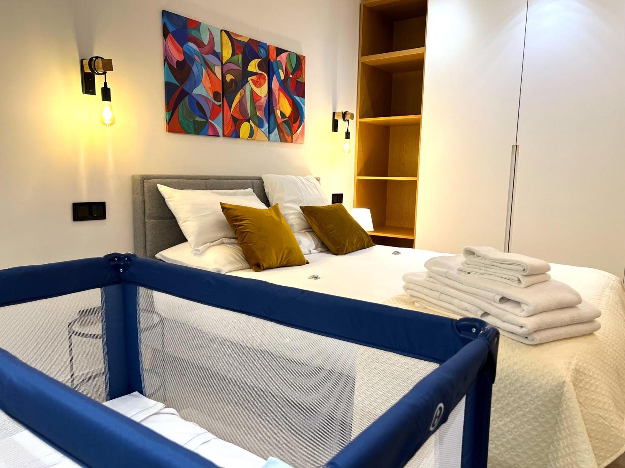 Duplex Moderno Y Acogedor Junto A Atocha Apartman Madrid Kültér fotó