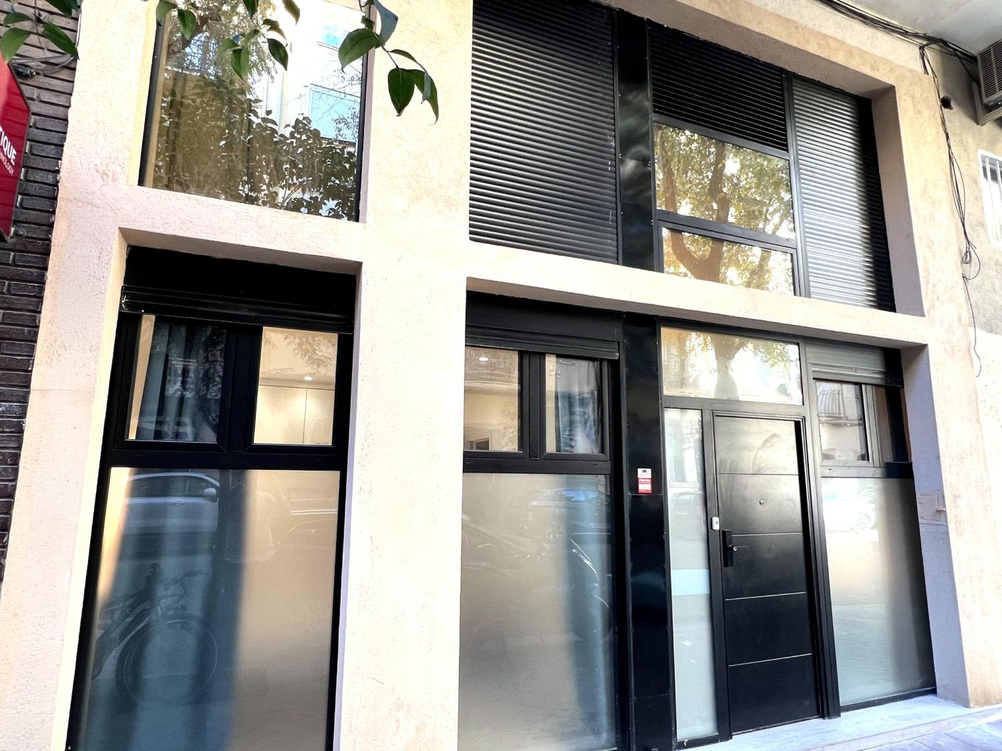 Duplex Moderno Y Acogedor Junto A Atocha Apartman Madrid Kültér fotó