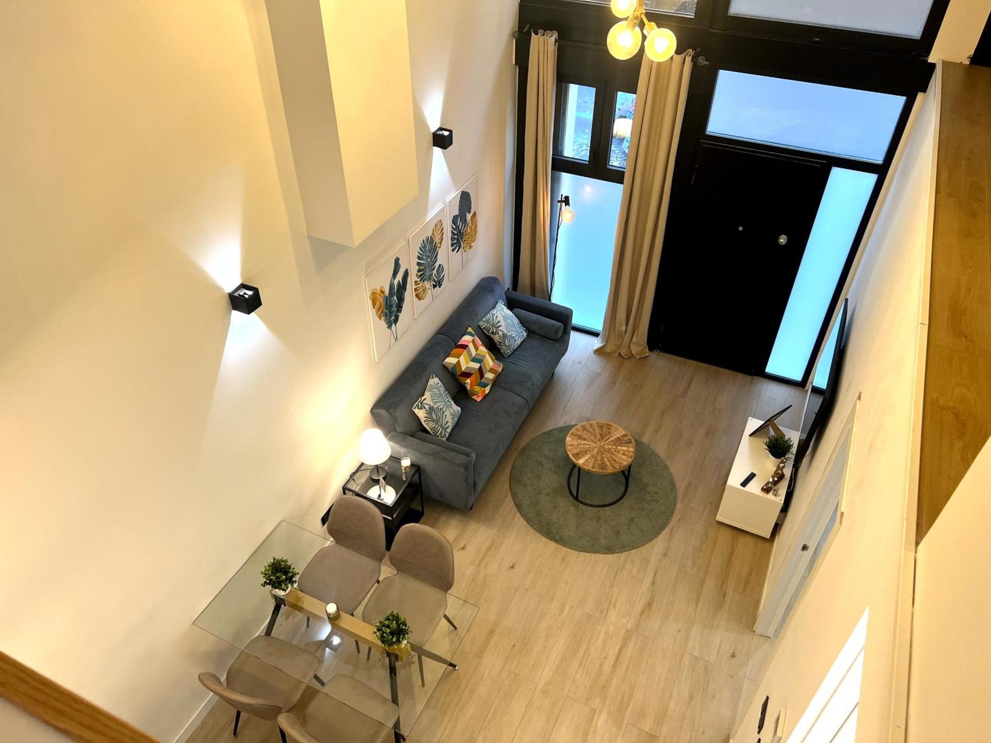 Duplex Moderno Y Acogedor Junto A Atocha Apartman Madrid Kültér fotó
